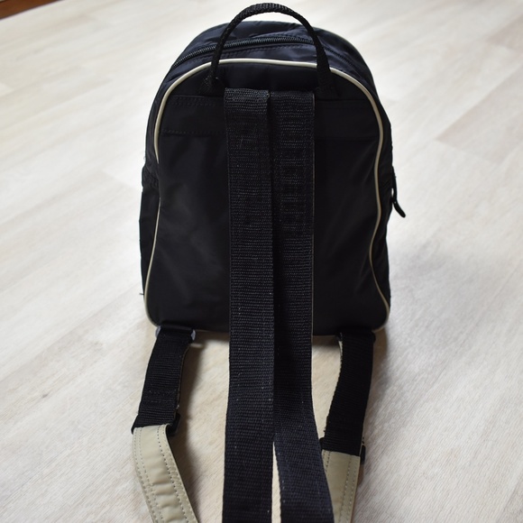Y2K Mossimo Mini Backpack Sporty Nylon Black Meredith Blake 10x9x4" VTG 2000s - Picture 4 of 5